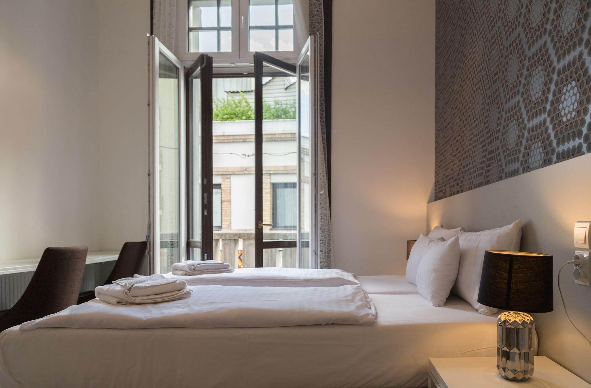Hotel Mika Downtown Budapest Luaran gambar